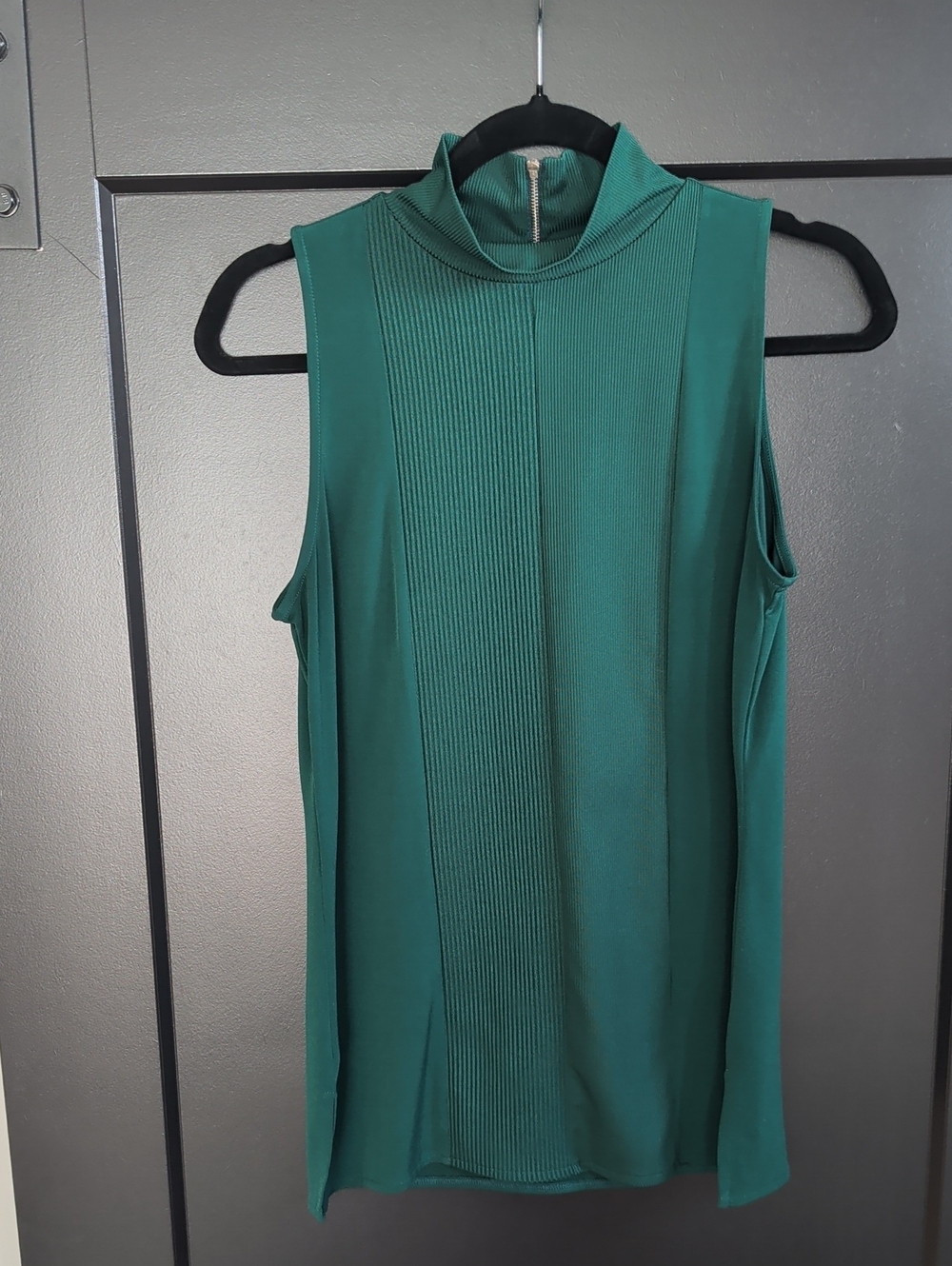 Emerald Sleeveless Mock Neck Top